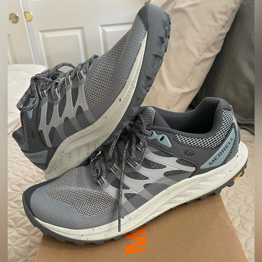 Merrell Antora 3